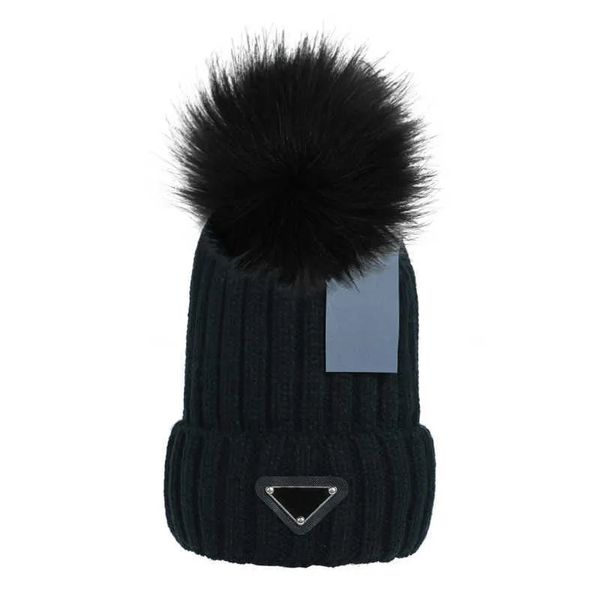 Gros femmes tricot Beanie Designer chaud hiver chapeaux grande fausse fourrure Pom Poms Bobble chapeau tricoté casquette de Ski z7