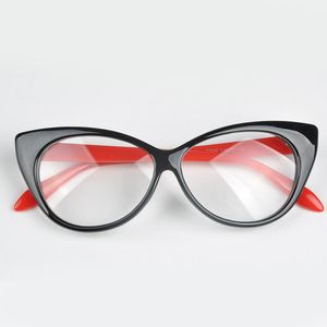 Vente en gros - Lunettes de soleil pour femmes Lunettes vintage Cadre Chat Marque Designer Oculos De Sol Feminino