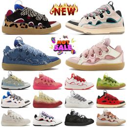 Zapatillas para hombre de piel de mujer de piel de mujer al por mayor zapatos de bordillo de bordillo og originales extraordinarios en relieve en relieve de lujo de lujo de gamuza de agua plano de cuero zapatillas de cuero