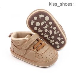 Grossistes nouveau-nés bébé chaussures de garçons bébé chaussures de créateur bébé mocassins doux premier promeneur de chaussures pour nourrissons 0-18 mois