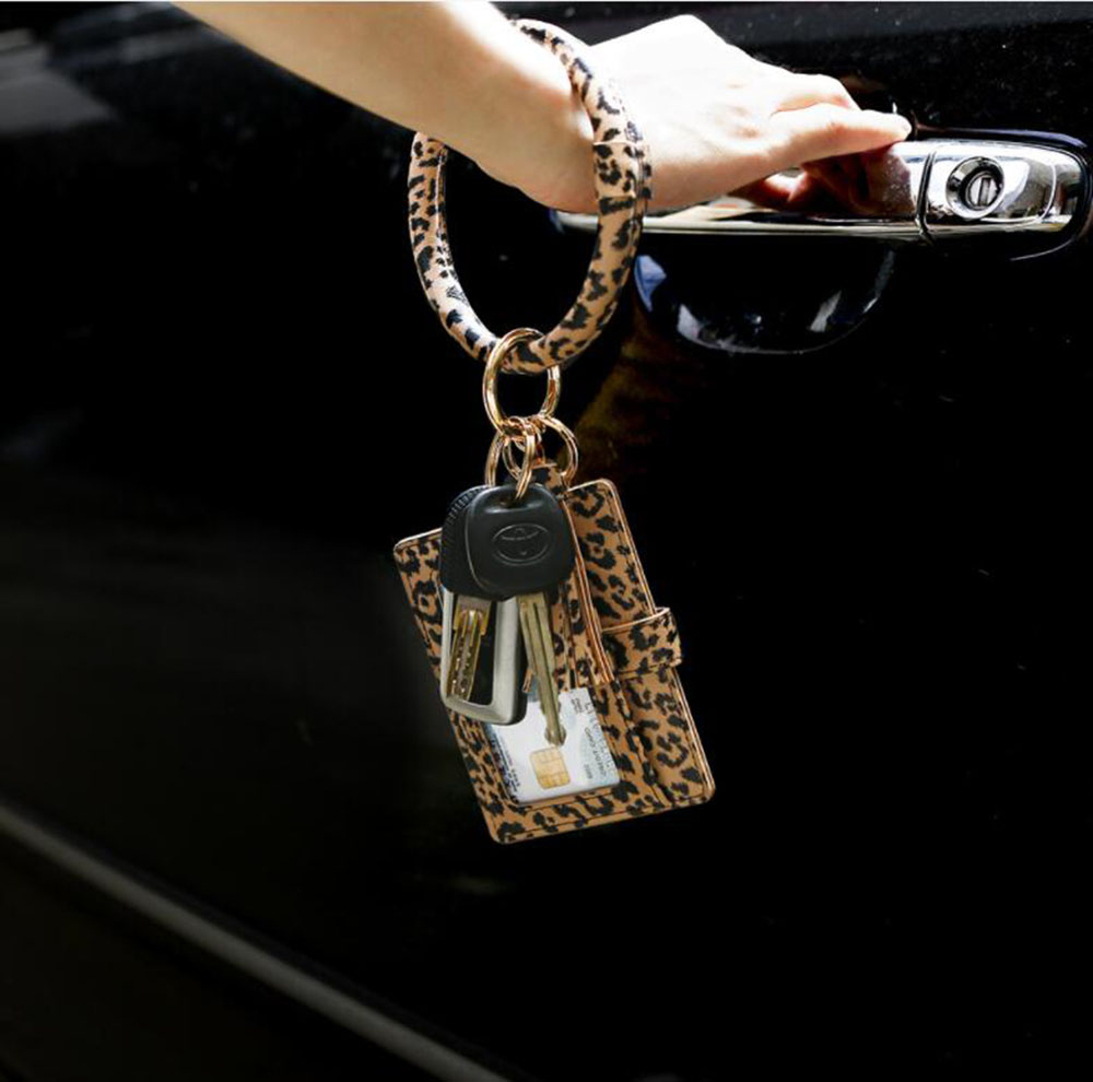 Groothandel in het schip K68173JM Mini Money Clips Bracelet Keychain Charm Luipaard Print PU Leer Kleine munt Portekaarthouder