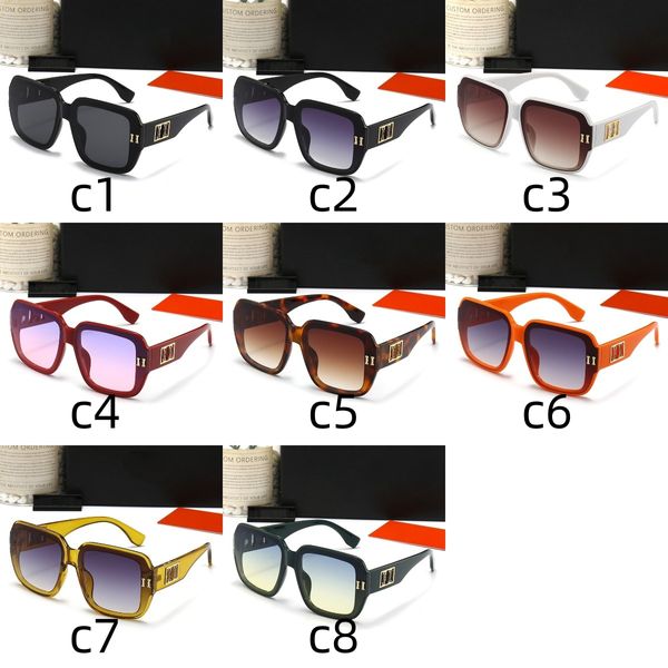 Grossiens de verres polarisés en extérieur stores de la mode Filme Fashion Fashion Luxury Designer Sunglasses Designer Sunglasses Classic Sungass For Women Men Moq = 10