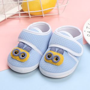 En gros, bébé enfant avec des semelles de tendon de vache antidérapante Chaussures pour femmes pour le printemps / automne 0 -12 mois Best Boy Shoe First Walkers