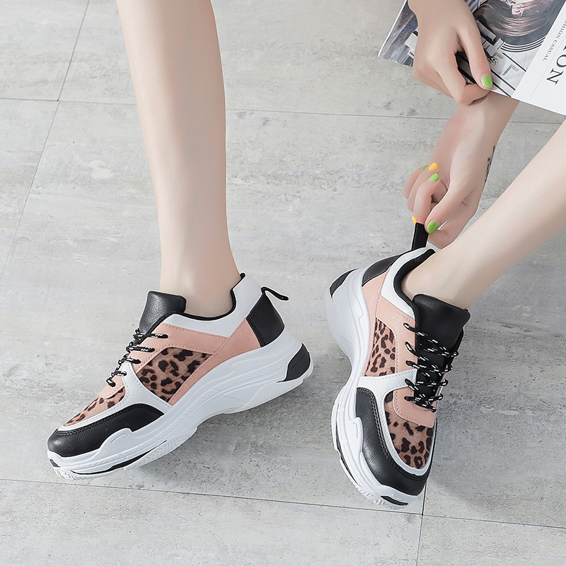 Whosale Women Casual Shoes Fashion Platform Running Sneakers för Gym Outdoor Walking