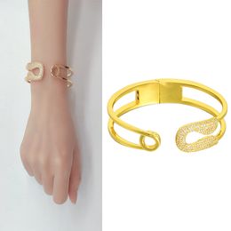 Bracelet large pour femmes bracelet en or bracelet de luxe africain dubai Crystal Stones personnalisés accessoires de costumes bijoux en gros