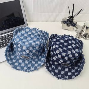 Brede rand Bucket Hat Flat Top Cowboy Chess Checkerboard Frosted Raw Edge Fishers Hat Mannen Vrouwen Designer Fashion Pop Pot Hat Bob Hat