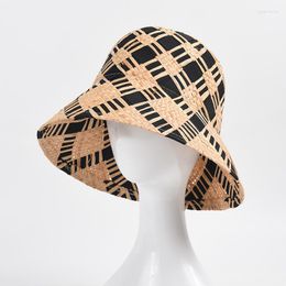 Chapeaux à large bord 2023 Raphia Weave Chapeau de seau pour femmes Pliable Anti-UV 50 Sun Designer Luxe Crochet Beach Grossiste