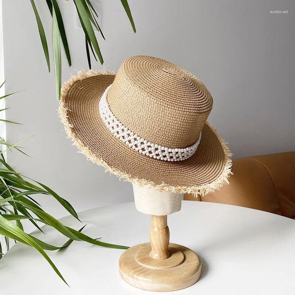 Sombreros de ala ancha 2024 Sombrero de paja plano para las mujeres Moda Decoración de perlas Verano Protector solar Protección solar Playa Boater Regalos