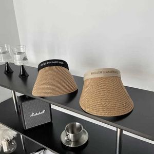 Largeurs chapeaux Bucket Designer Luxury Brand Fashion Helen Straw Sun Top Hat Bage Visor Visor Cap pour femme Summer Panama Raffia Sombrero Outdoor Q240427