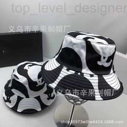 Wide Brim Hats Bucket Designer New Little Little Fish and White Fisherman Hat Corean Edition Fashional Fashional Bowl Bol