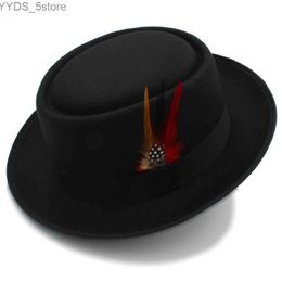 Brede rand hoeden bucket mode mannen varkensvlees pie hoed papa wol flat fedora gentora gokker Panama trilby veer maat 58cm yq240407