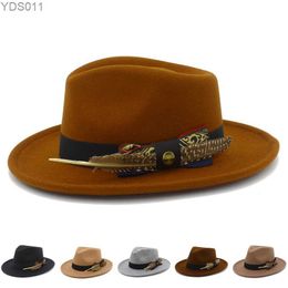 Brede rand hoeden emmer fedora hoed heren casual vintage boog veerband jazz uk derby luxe trilby vilt yq240403