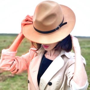 Brede Rand Hoeden Emmer Fedora Hoed Vrouwen Winter Luxe Mannen Voor Mode Formele Bruiloft Versieren Vilt Jazz 231027