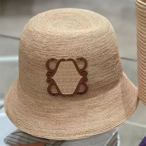 Chapeaux à large bord Chapeaux de seau Casquettes de boule Chapeaux de seau de paille Bonnets de raphia de créateur pour femmes Chapeau de plage pour hommes Chapeau de paille tissé Anagram Chapeau plat Chapeau de paille tissé béret bas