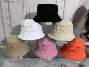 Brede rand hoeden emmer hoeden designer emmer hoeden voor dames en heren klassiekers solide vier seizoenen unisex mode casual luxe hoeden gescheurd cap Q240408