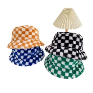 Chapeaux à large bord Chapeaux de seau Doit hiver bébé enfants chapeaux de seau coton damier en peluche automne garçon filles en plein air infantile plage chapeau de pêcheur 230828