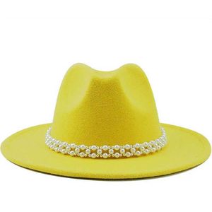 Chapeaux à bord large chapeau seau de perle fedora chapeau femme simple laine de laine simple cowboy chapeau fashion chapeau artificiel laine britannique jazz c automne / hiver j240522
