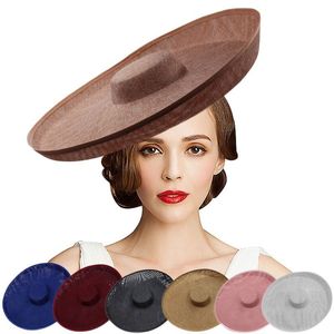 Brede rand hoeden emmer hoeden Royal Lady tovenaar bruiloft hoed Sinamay Hat Base vrouwen wit zwart grote brede rand Derby kerk Fedora partij hoofddeksel 230607