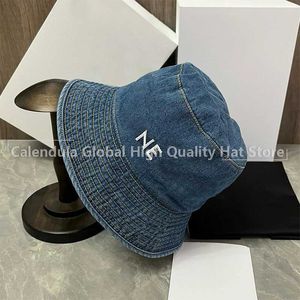 Chapeaux larges chapeaux Chapeaux de seau Été nouveau chapeau de seau en denim chapeau de pêcheur pour hommes et femmes avec impression de lettres printemps loisirs de plein air chapeau de coucher de soleil YF0970 J240305