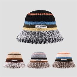 Chapeaux à large bord chapeaux de seau hiver laine épaisse en peluche chapeau en tricot fille visage petit chapeau de pêcheur grand tour de tête chapeau de laine chaude