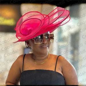 Chapeaux à bord large chapeau seau pour femmes chapeau de mariage élégant derby noire chapeau chapeau occasion femme chapeau chapeau y240426