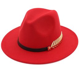 Brede rand hoeden emmer dames wol fedora warme jazz hat chapeau femme feutre panaman cap vilt vrouwen met parels riem vintage trilby caps 230821