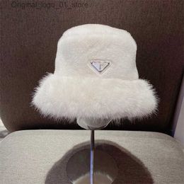 Chapeaux à bord large seau de luxe de luxe de créateur de créateurs triangle inversé p lettres de mode moelleuse de la mode