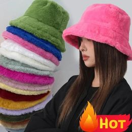 Large Brim Chapeaux Seau Hiver Lapin En Peluche Pêcheur Coloré Fille Mode Chapeau Chaud Coupe-Vent Coldproof Lady Femmes Artiste Cap 231130