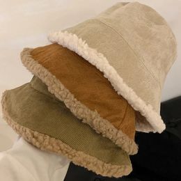 Chapeaux à large bord seau hiver femmes réchauffement Panama chapeau dame moelleux velours côtelé double face porter une casquette de pêcheur en plein air pour les filles 231113
