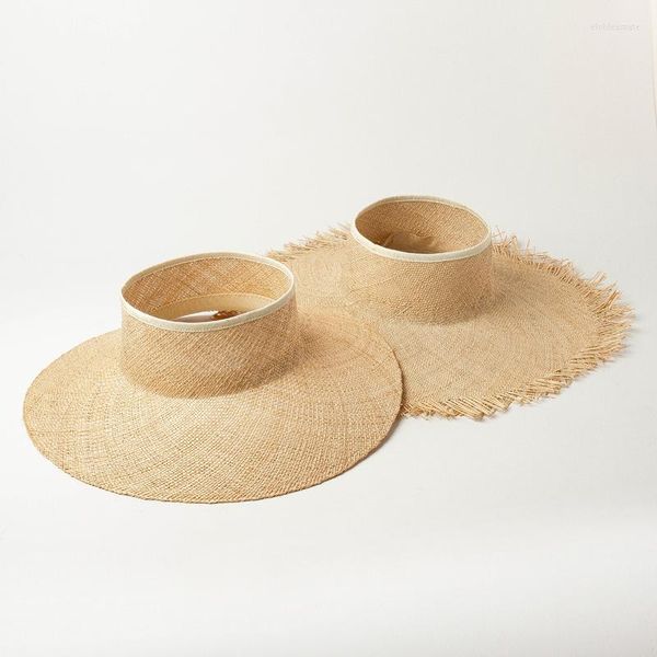 Chapeaux à large bord élégant paille extérieure disquette vide haut soleil pour femmes à la main trésor rare herbe casquette de plage voyage