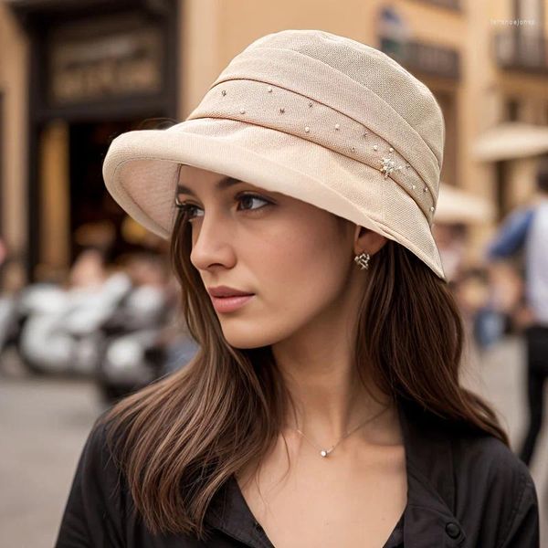 Chapeaux à large bord élégant Washi Bucket Hat Couleur unie Casual Sun Simple Casquette de pêcheur plissée pour femmes filles été en plein air