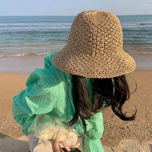 Sombreros de ala ancha Moda Viaje de verano Protector solar Cinta de encaje Gorra de playa Hecho a mano Bowknot Estilo británico Top Hat Weave Sun Straw