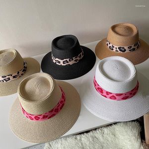 Chapeaux à large bord imprimé léopard ruban chapeau de paille femme spot en gros voyage en plein air plage soleil foulard en soie grand