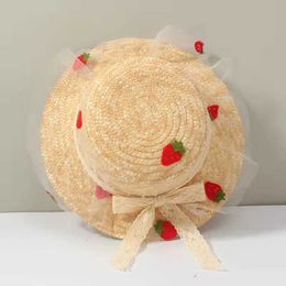 Chaps à bord large en mesh pour enfants Chapeau de paille Summer Girl le beh chapeau d'été Protection solaire Soleil Soleil Boy Strawberry Decoration Sun Sun P230327