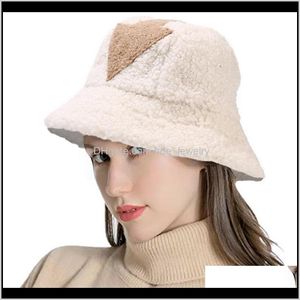 Sombreros de ala ancha, bufandas Guantes Aessories Moda Hip Hop Gorros de pesca de lana de cordero grueso Sombreros de cubo de piel sintética Mujeres Invierno Cálido Gorros Mujer F