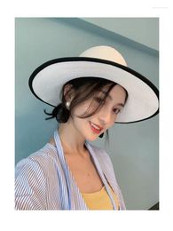 Sombreros de ala ancha Primavera y verano Sol Sombrero de paja Europeo Americano Retro Oro Trenzado Femenino Suelto Protector solar Sombrilla Viseras Cap