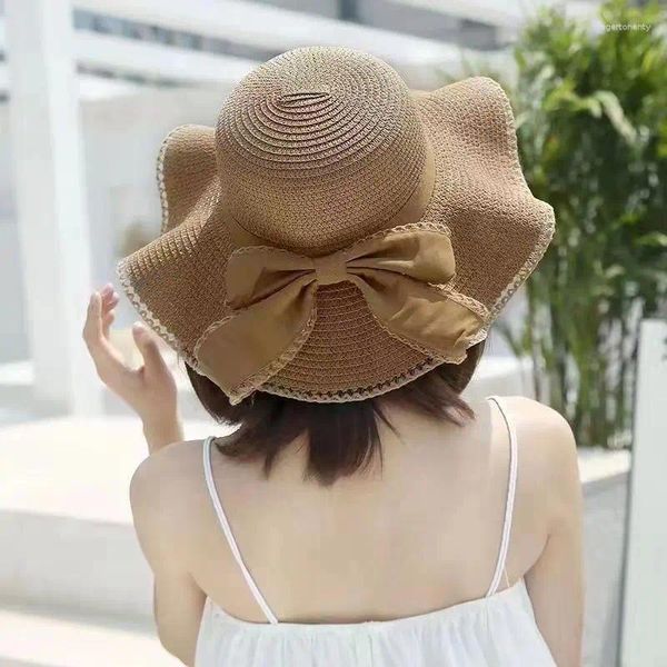 Sombreros de ala ancha Primavera y verano Sombrero de paja para mujer Sombreado Big Bamboo Bowknot Moda Pescador al aire libre