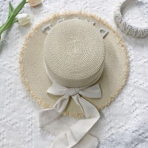 Brede rand hoeden zomer bruid stro weven hoed bruiloft met parel bruid/mevrouw brief decors outdoor vrouw ruw selvedge