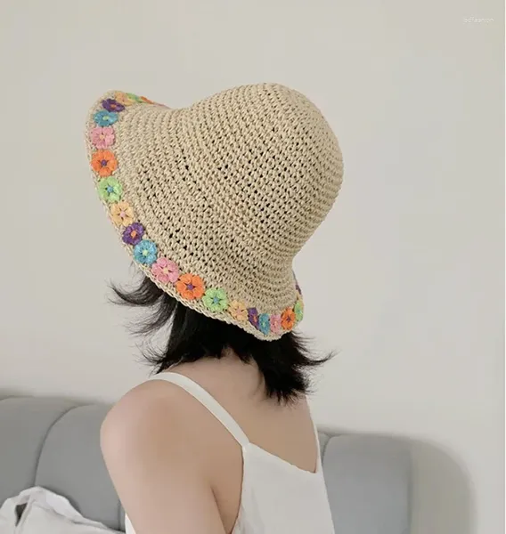 Chapeaux à large bord Summer Flower Straw Sun Hat Femmes Crochet Seau Pliable Panama Cap Vacances Plage