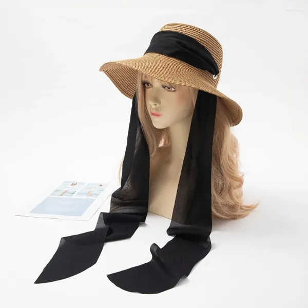 Wide Brim Hats Summer Hepburn Style Vintage Design Big Aaves Plaw Hat Femmes Girls Ribbon Bec Beach Holiday Foldable Sun Gorra