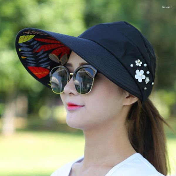 Chapeaux à bord large du soleil d'été pour femmes fleur perle pliante extérieure de la plage de vacances Visor décontractée casquettes femelles