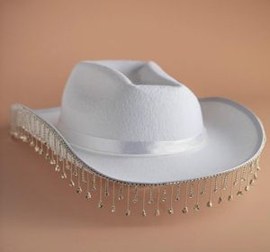Chapeaux à larges bords Blanc Diamant Fringe Mariée Cowgirl Chapeau Mme Cowboy Demoiselle D'honneur Cadeau De Mariée Été Pays Western HatWide3784247