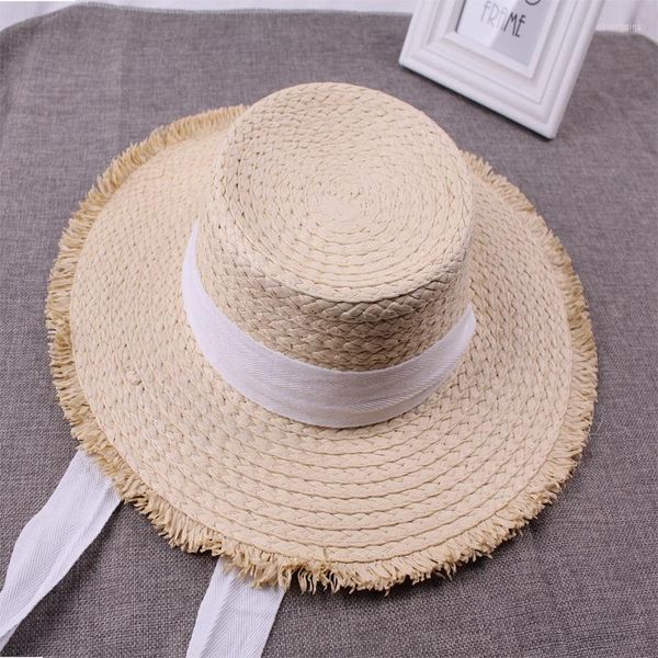 Chapeaux à large bord en gros d'été blanc ruban de paille pour les femmes Flat Top Fedora Beach Sun Hat UPF 50