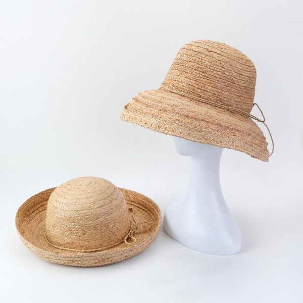 Chapeaux à large bord Chapeau de paille de raphia naturel pour femmes Sun Pink Strap UV 50 Voyage Rétro Sunscreen Beach Bucket HatWide