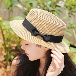 Chapeaux larges 2023 Nouveau Barnama Simple Summer Beach Loisirs Femmes Flat Top Brim Bow Knot Girls 'Sun Hat G230603