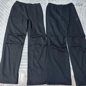 Pantalon de cargaison noir à jambe large