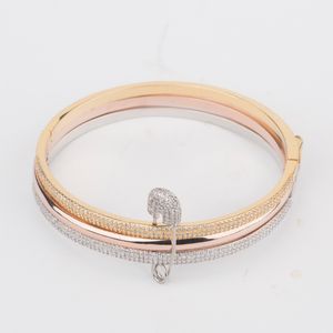 Brede pin roos Unisex armband verguld 18K gouden sieraden armbanden voor dames meisjes dames sets luxe sieraden ontwerper verjaardag Bruiloft Feest verloofd dagelijkse bruid