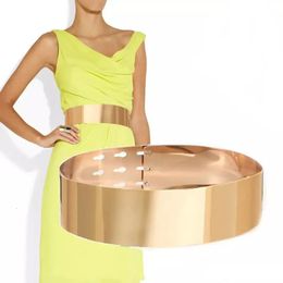 Bands de mariage métal brillant larges anneaux d'or et d'argent tels que Cummerbund adaptés aux femmes accessoires d'apparence pour femmes Cinturons S BG-026 240508