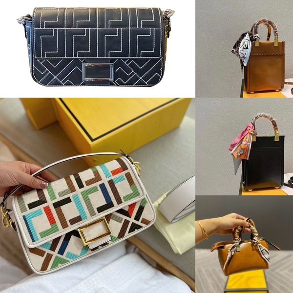 10A Quality Baguette Shoulder Bags Designers Handbags Purses Embossed Letter Crossbody Bag satchel Tops Quality Women Fashion Underarm Bag Ladies Tote Casual Fendi Clutch Wallet