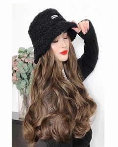 Perruque Femelle Hair Long Wig Fashion Long Curly Net Net Red Fisherman Hat avec Hood Automne Hiver Natural Full Hood Black QKKB2189611
